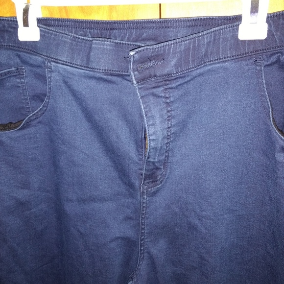 Plus Size Dark Wash Straight Leg/Bootcut Jeans - Picture 3 of 5
